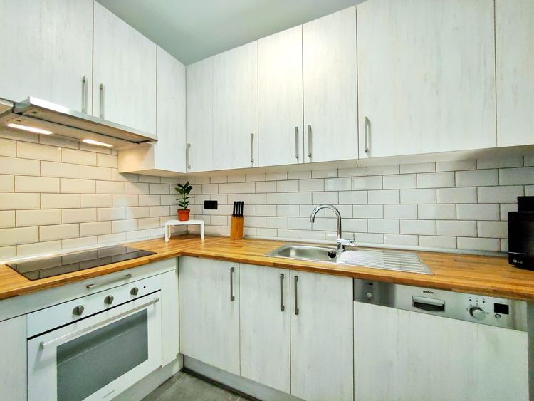 Apartment | Resale in Málaga Centro in Málaga Centro, Costa del Sol - Photo 4