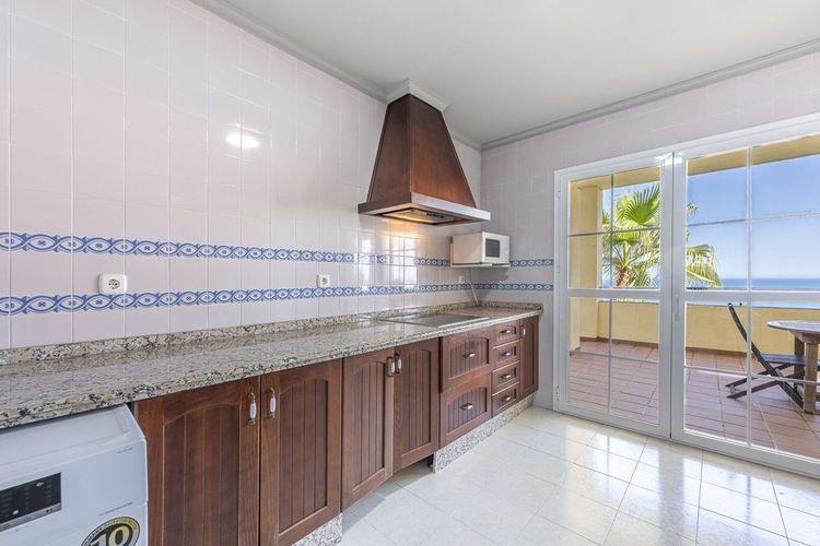 Apartment | Resale in Manilva in Manilva Others, Costa del Sol - Photo 5