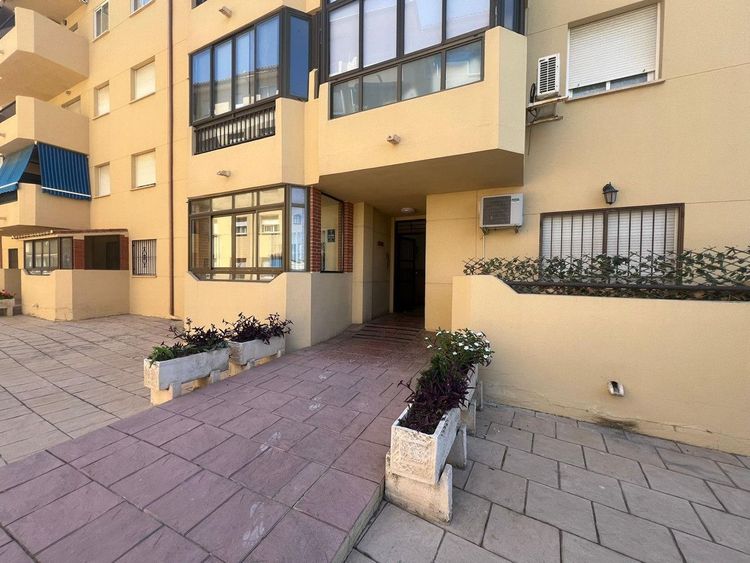 Apartment | Resale in Mijas in Mijas Others, Costa del Sol - Photo 2
