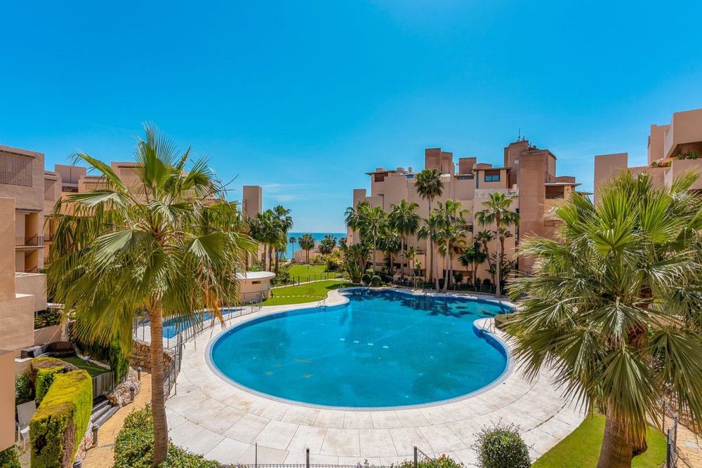 Apartment | Resale in New Golden Mile in New Golden Mile, Estepona East Others, Costa del Sol - Main property photo