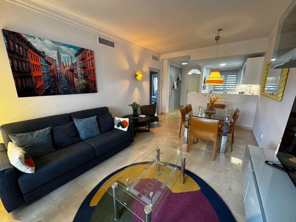 Apartment | Resale in Nueva Andalucía in Nueva Andalucía Others, Costa del Sol - Main property photo