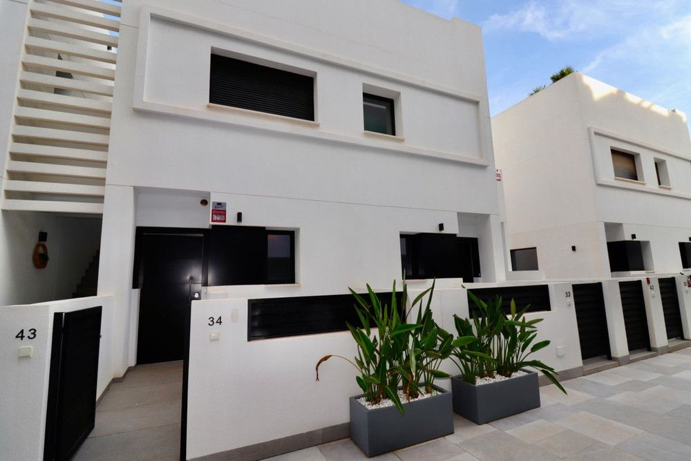 Apartment | Resale in Guardamar del Segura in Guardamar del Segura, Costa Blanca - Main property photo