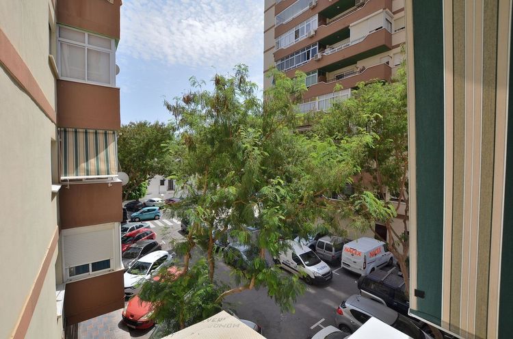 Apartment | Resale in Fuengirola in Fuengirola Others, Costa del Sol - Photo 3