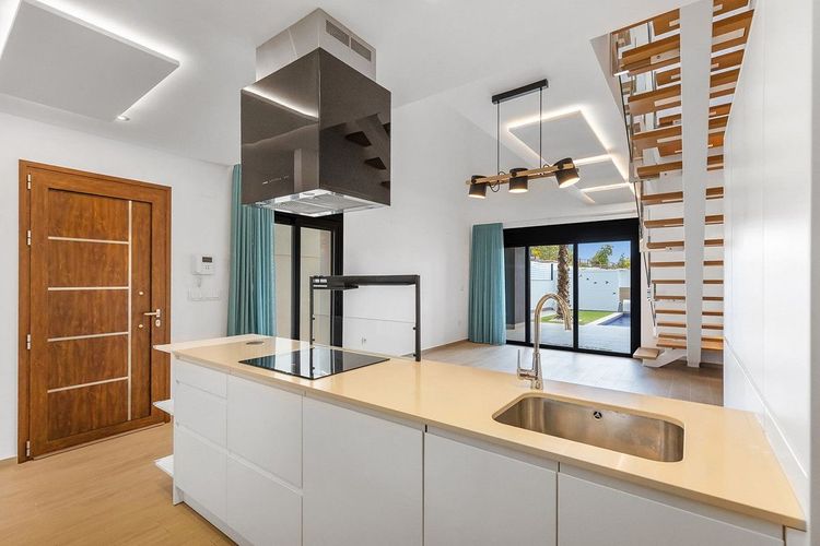 House | Resale in Benijofar in Benijofar, Costa Blanca - Photo 3