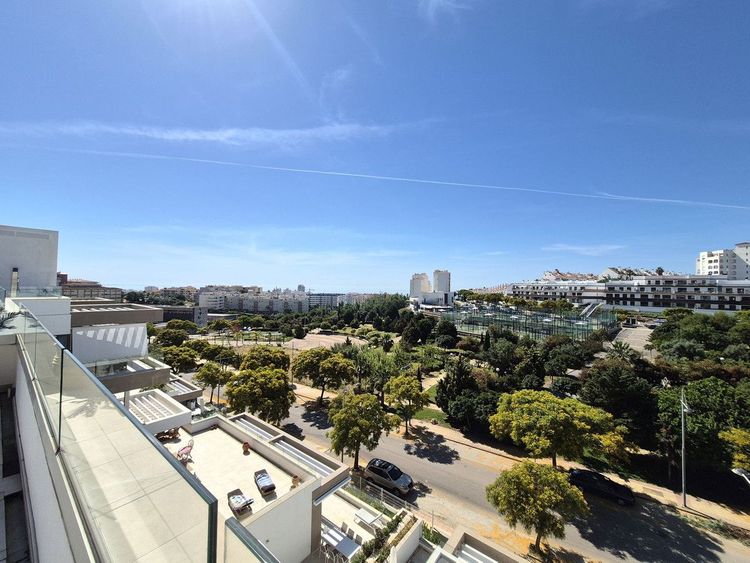 Penthouse | Resale in Estepona in Estepona, Costa del Sol - Photo 4