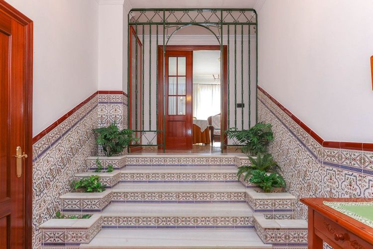 House | Resale in Casarabonela in Casarabonela, Costa del Sol - Photo 3