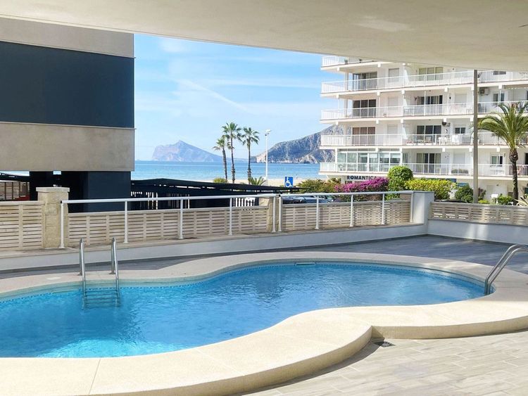 Apartment | Resale in Calpe in Calpe, Costa Blanca - Photo 2