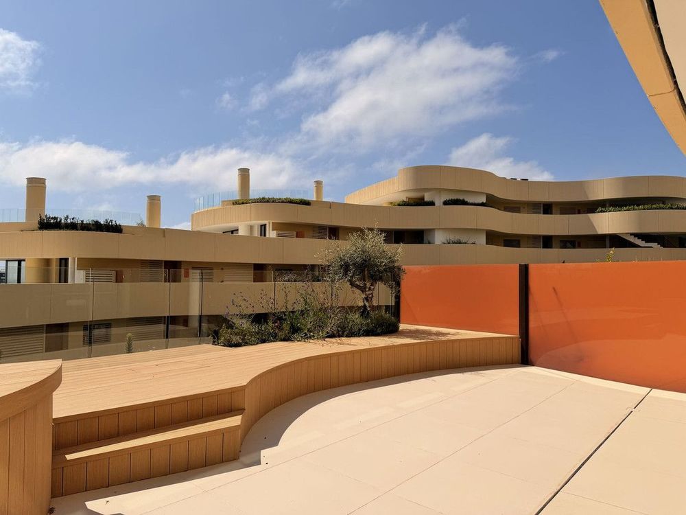 Apartment | Resale in Higueron in Higueron, Costa del Sol - Main property photo