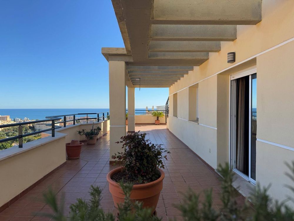 Penthouse | Resale in Torremolinos in Torremolinos, Costa del Sol - Main property photo