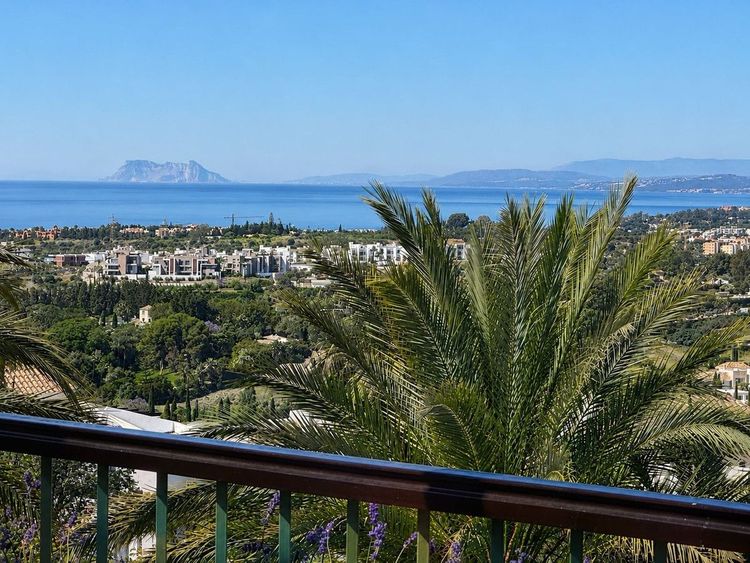 Penthouse | Resale in Los Flamingos in Los Flamingos, Costa del Sol - Photo 3