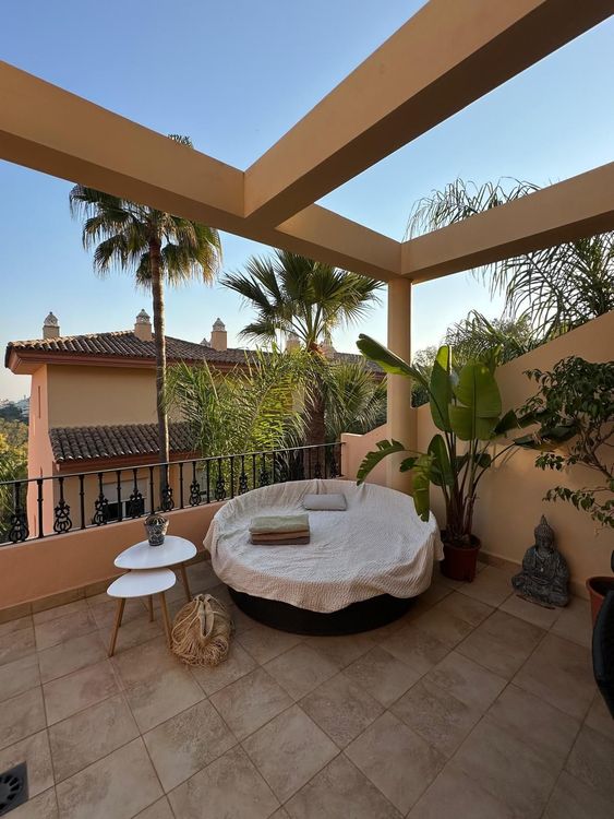 Apartment | Resale in Nueva Andalucía - Development photo 1