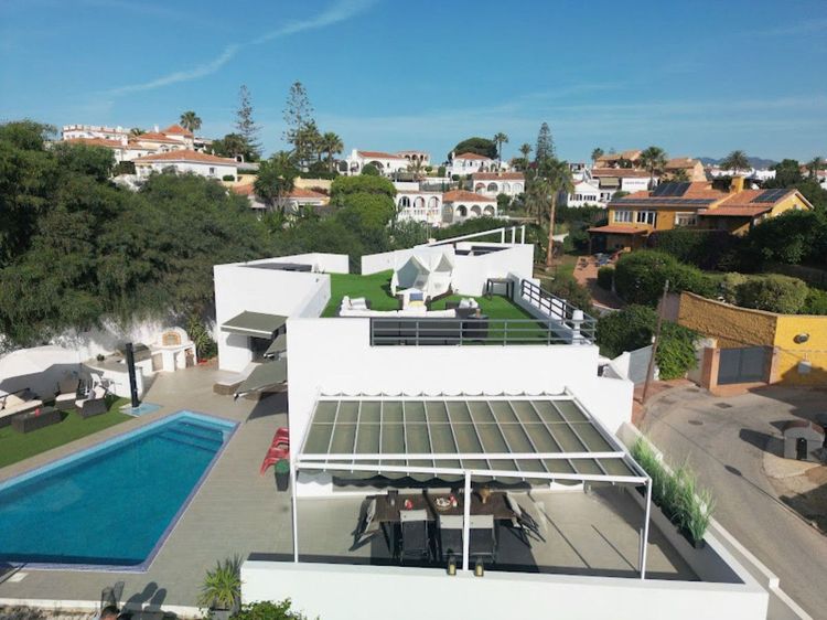 House | Resale in Mijas in Mijas Others, Costa del Sol - Photo 2