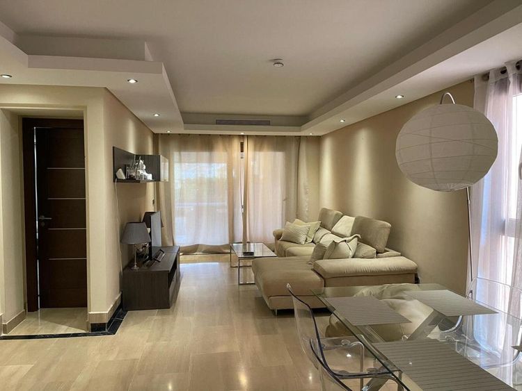 Apartment | Resale in New Golden Mile in New Golden Mile, Estepona East Others, Costa del Sol - Photo 4