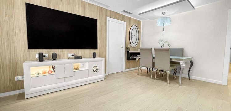 Apartment | Resale in Torrevieja in Torrevieja, Costa Blanca - Photo 3