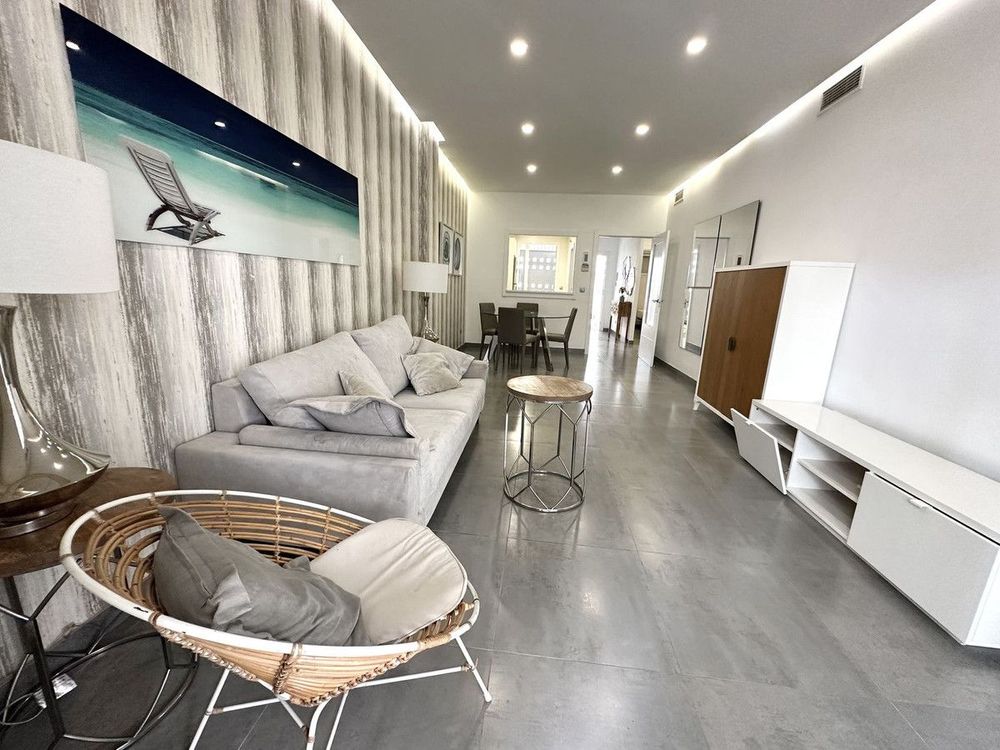 Apartment | Resale in Nueva Andalucía in Nueva Andalucía Others, Costa del Sol - Main property photo