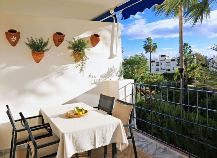 Apartment | Resale in Puerto Banús - Development photo 1