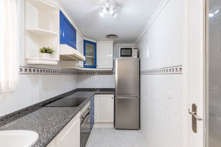 Apartment | Resale in Moraira in Moraira, Costa Blanca - Photo 3