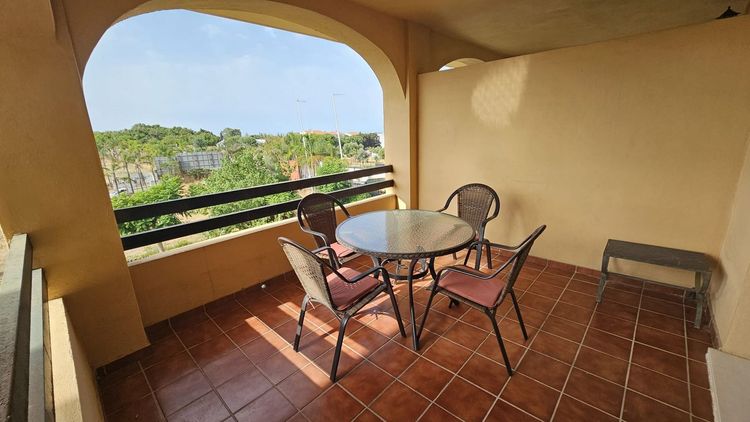 Apartment | Resale in Selwo in Selwo, Costa del Sol - Photo 4