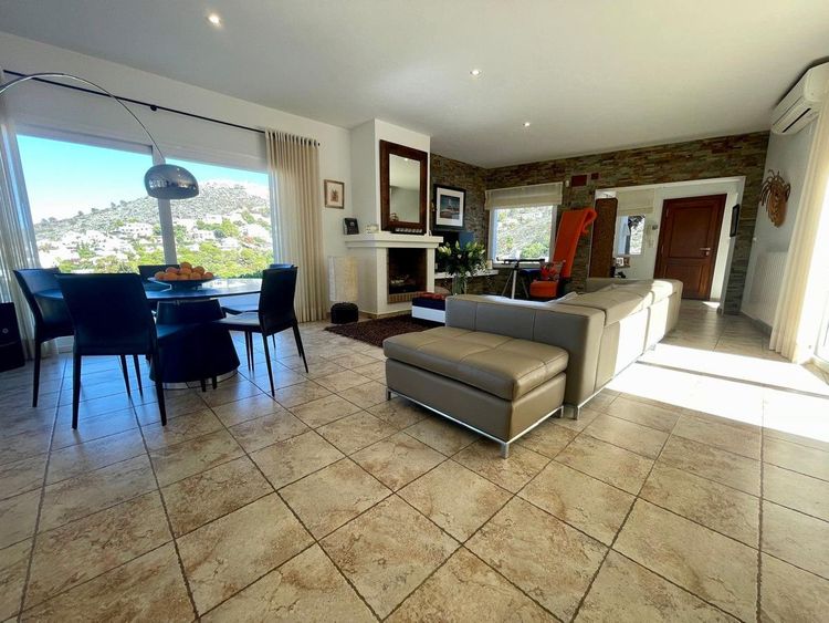 House | Resale in El Portet in El Portet, El Portet-Pla del Mar, Costa Blanca - Photo 5