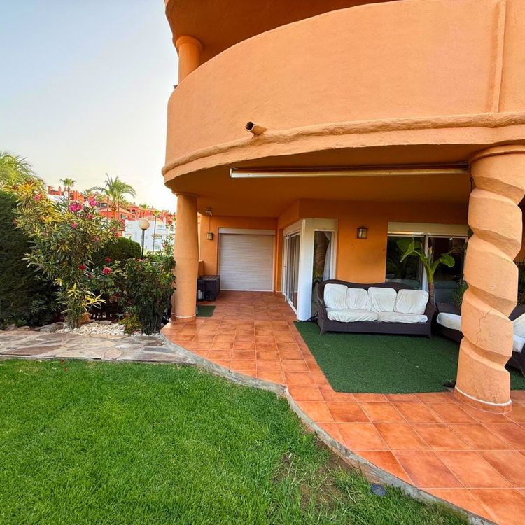 Apartment | Resale in Mijas in Mijas Others, Costa del Sol - Photo 2