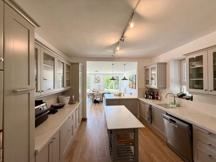 House | Resale in Sotogrande Alto in Sotogrande Alto, Costa del Sol - Photo 5