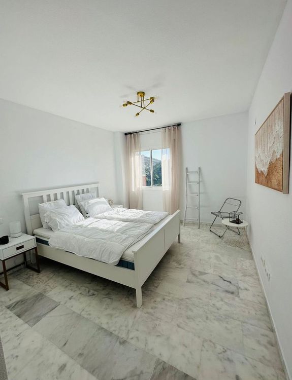 Penthouse | Resale in Cabopino in Cabopino, Costa del Sol - Photo 2