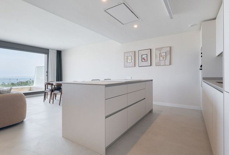 Apartment | Resale in Selwo in Selwo, Costa del Sol - Photo 3