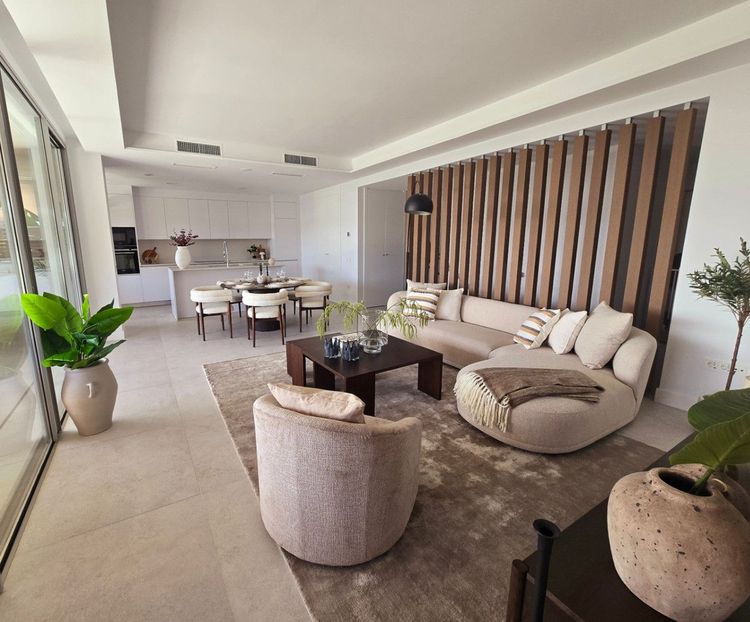 Apartment | Resale in Marbella in Marbella Others, Costa del Sol - Photo 3