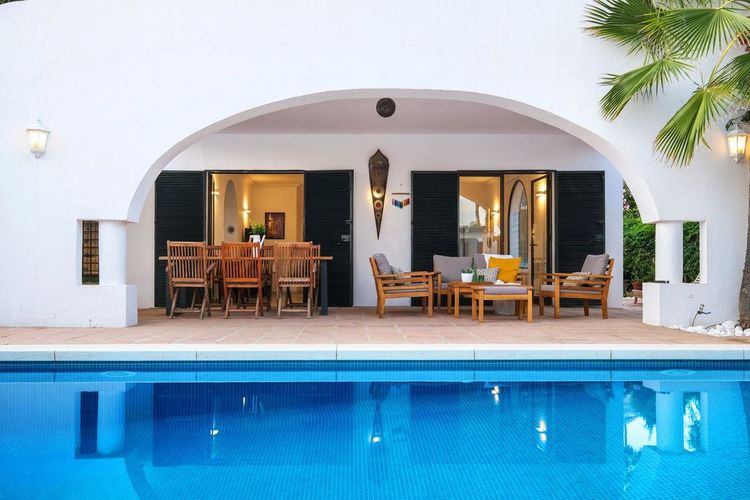 House | Resale in Marbella in Marbella Others, Costa del Sol - Photo 3
