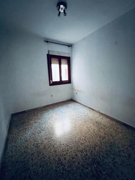 Apartment | Resale in Málaga in Málaga, Málaga City Others, Costa del Sol - Photo 5