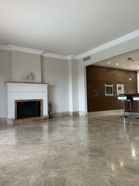 House | Resale in Santa Clara in Santa Clara, Costa del Sol - Photo 5
