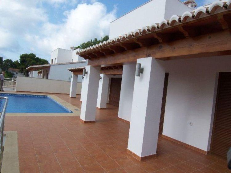 House | Resale in Moraira in Moraira, Costa Blanca - Photo 3
