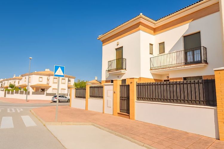 House | Resale in Ronda in Ronda, Costa del Sol - Photo 2