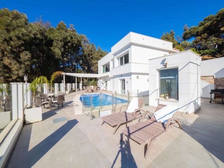 House | Resale in El Chaparral - Development photo 1