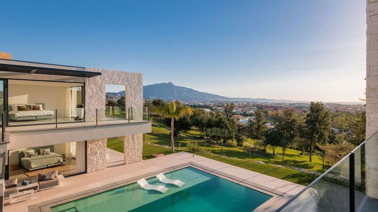 House | Resale in Benahavís - Development photo 1
