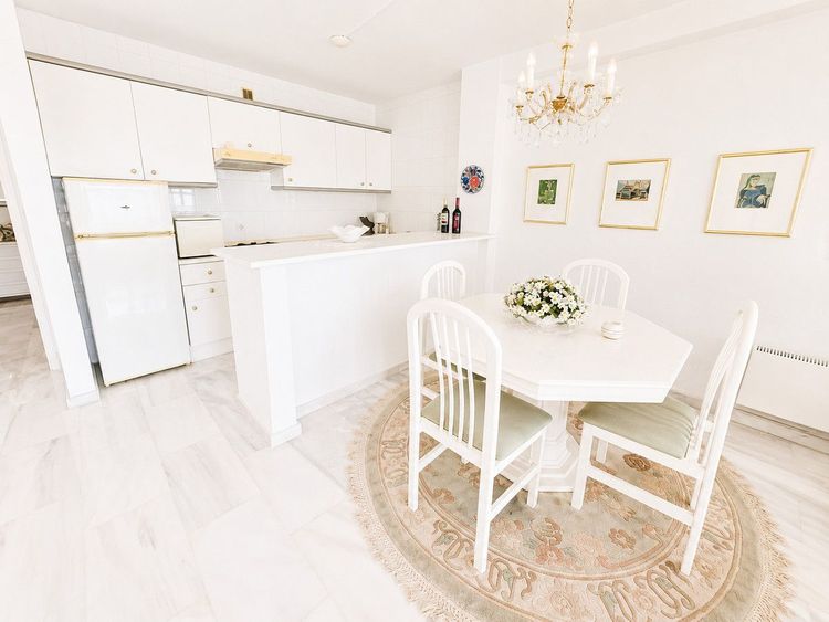 Apartment | Resale in Torremuelle in Torremuelle, Costa del Sol - Photo 4