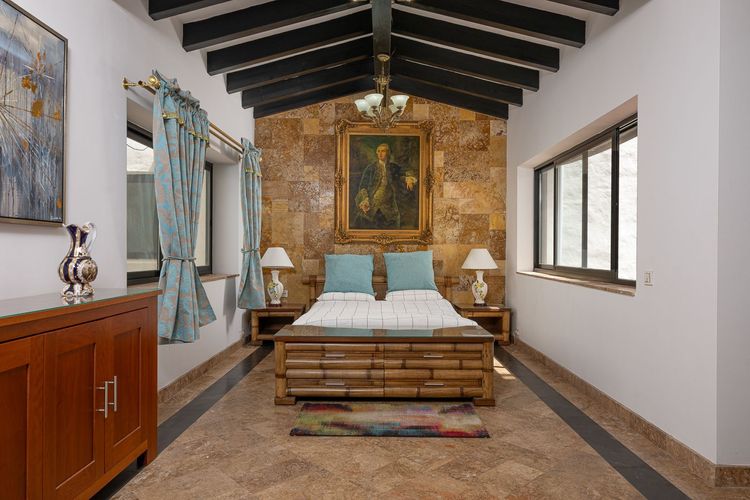 Apartment | Resale in Puerto Banús - Development photo 1