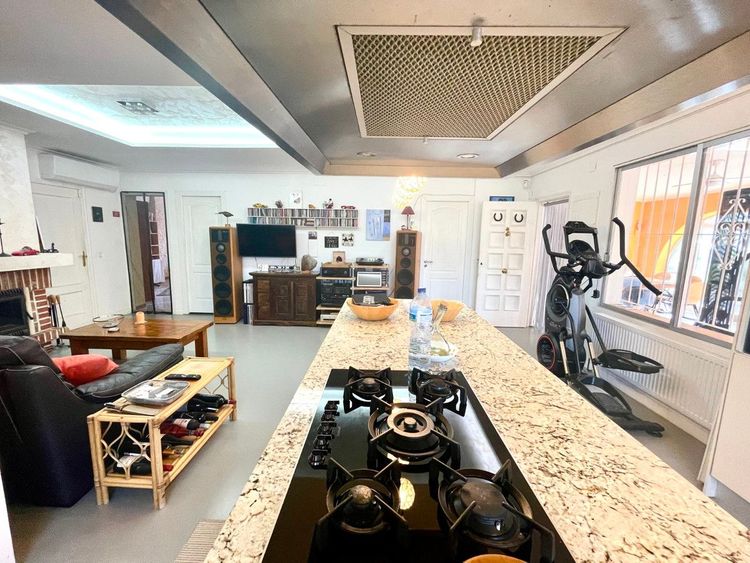 House | Resale in Crevillent in Costa Blanca - Photo 5