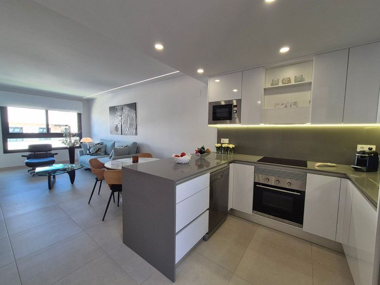 Penthouse | Resale in Villamartin in Villamartin, Orihuela Costa, Costa Blanca - Photo 4