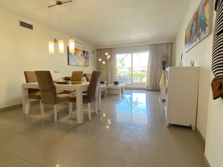 Apartment | Resale in Estepona in Estepona, Costa del Sol - Photo 5