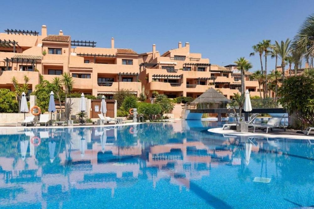 Apartment | Resale in New Golden Mile in New Golden Mile, Estepona East Others, Costa del Sol - Main property photo
