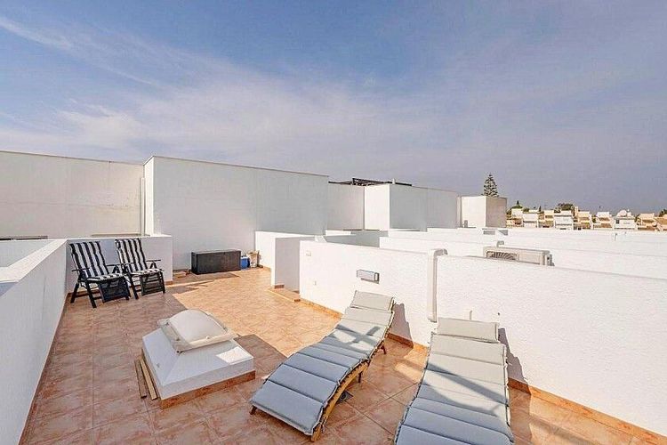 House | Resale in Los Altos in Los Altos, Costa Blanca - Photo 3