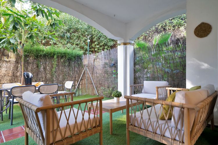 Apartment | Resale in Nagüeles in Nagüeles, Costa del Sol - Photo 2