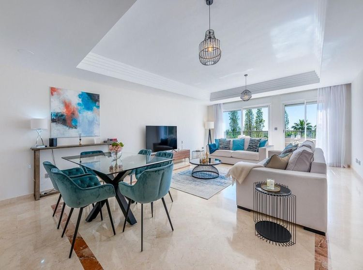 Apartment | Resale in San Roque in San Roque, Costa del Sol - Photo 3