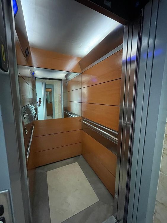 Apartment | Resale in Benalmadena Costa in Benalmadena Costa, Costa del Sol - Photo 4