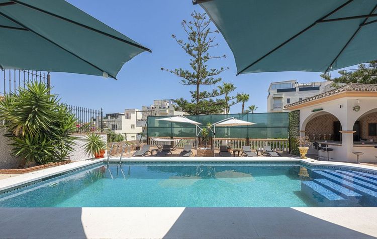 House | Resale in Mijas in Mijas Others, Costa del Sol - Photo 2