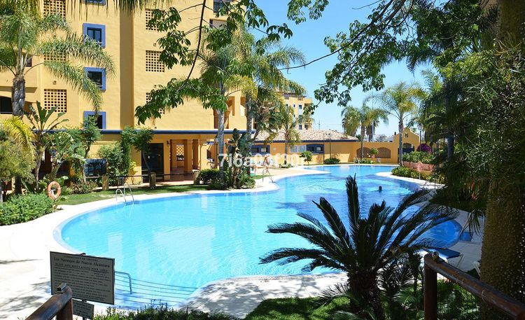 Apartment | Resale in San Pedro de Alcántara - Development photo 1