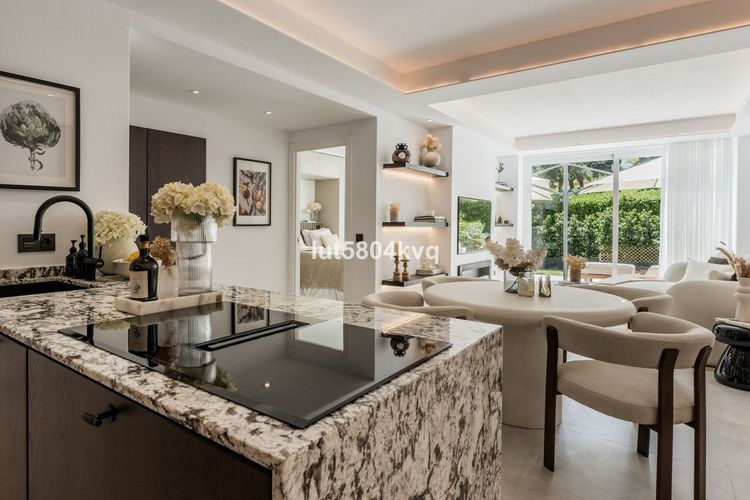 Apartment | Resale in La Quinta in La Quinta, Costa del Sol - Photo 4
