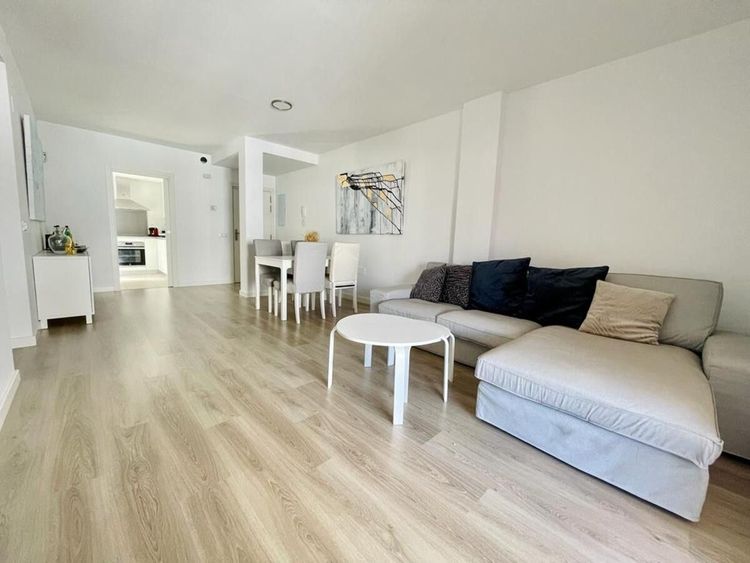 Apartment | Resale in La Campana in La Campana, Costa del Sol - Photo 2