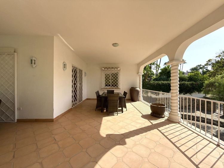 House | Resale in San Pedro de Alcántara in San Pedro de Alcántara Others, Costa del Sol - Photo 4